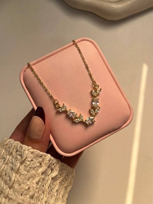 Flory Necklace - White